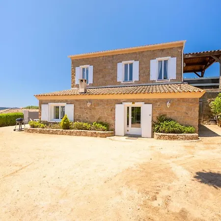 Maison Spacieuse A Isolella Avec Vue Mer *